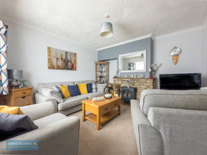 Sitting Room- click for photo gallery